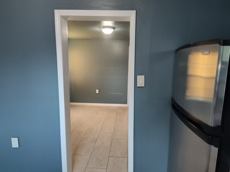 Building Photo - 250 Springfield Ave