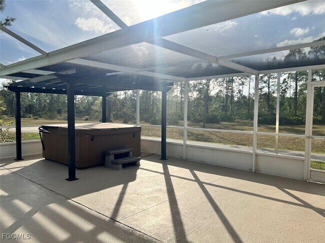 Building Photo - 3480 45th Ave NE