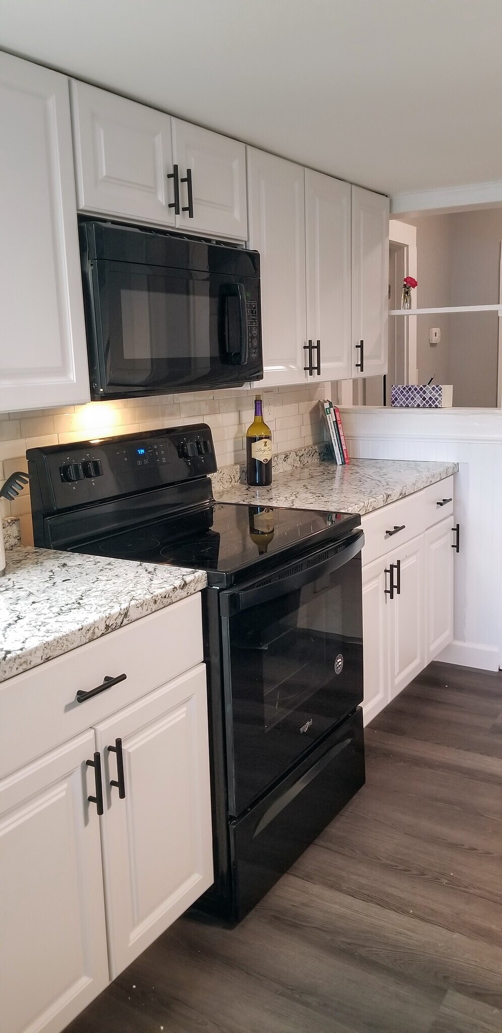 Kitchen - 4401 Strawberry Plains Pike
