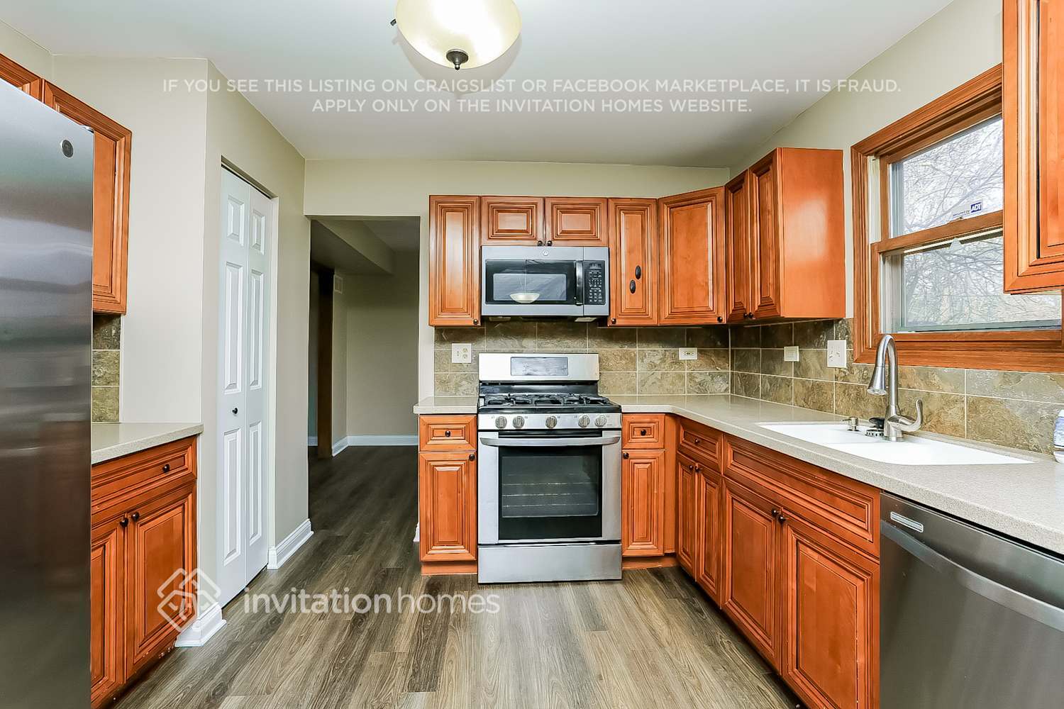 Building Photo - 321 Beaver Crossing