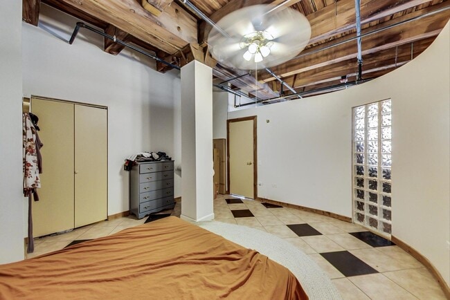 Building Photo - 732 S Financial Pl