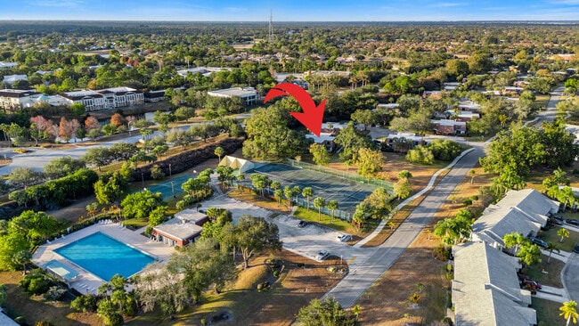 Building Photo - 3098 SW Sunset Trace Cir