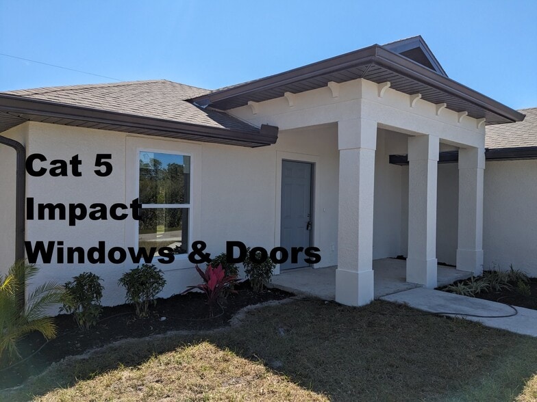 Building Photo - 5396 Gulfport Terrace