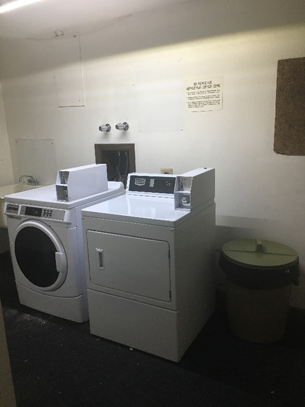 Building Photo - 1766 Teller St