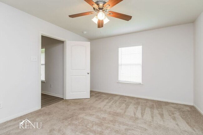 Building Photo - 10454 Red Cardinal Dr