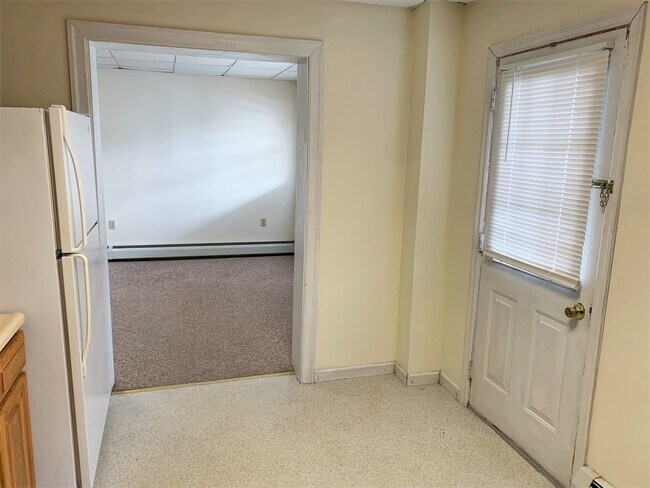 Building Photo - 9 S 3rd St