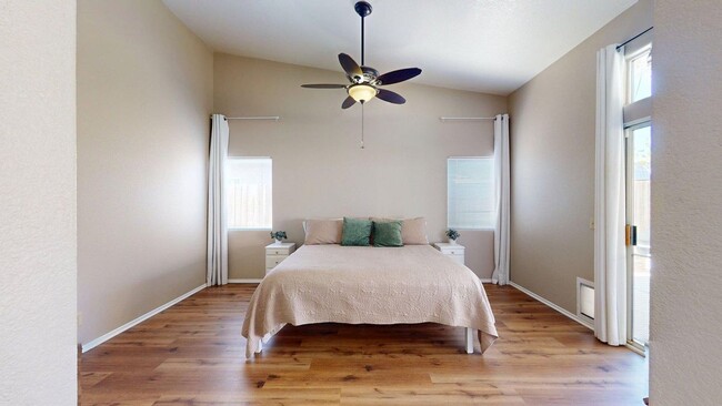 Building Photo - 45066 Palo Vista Dr