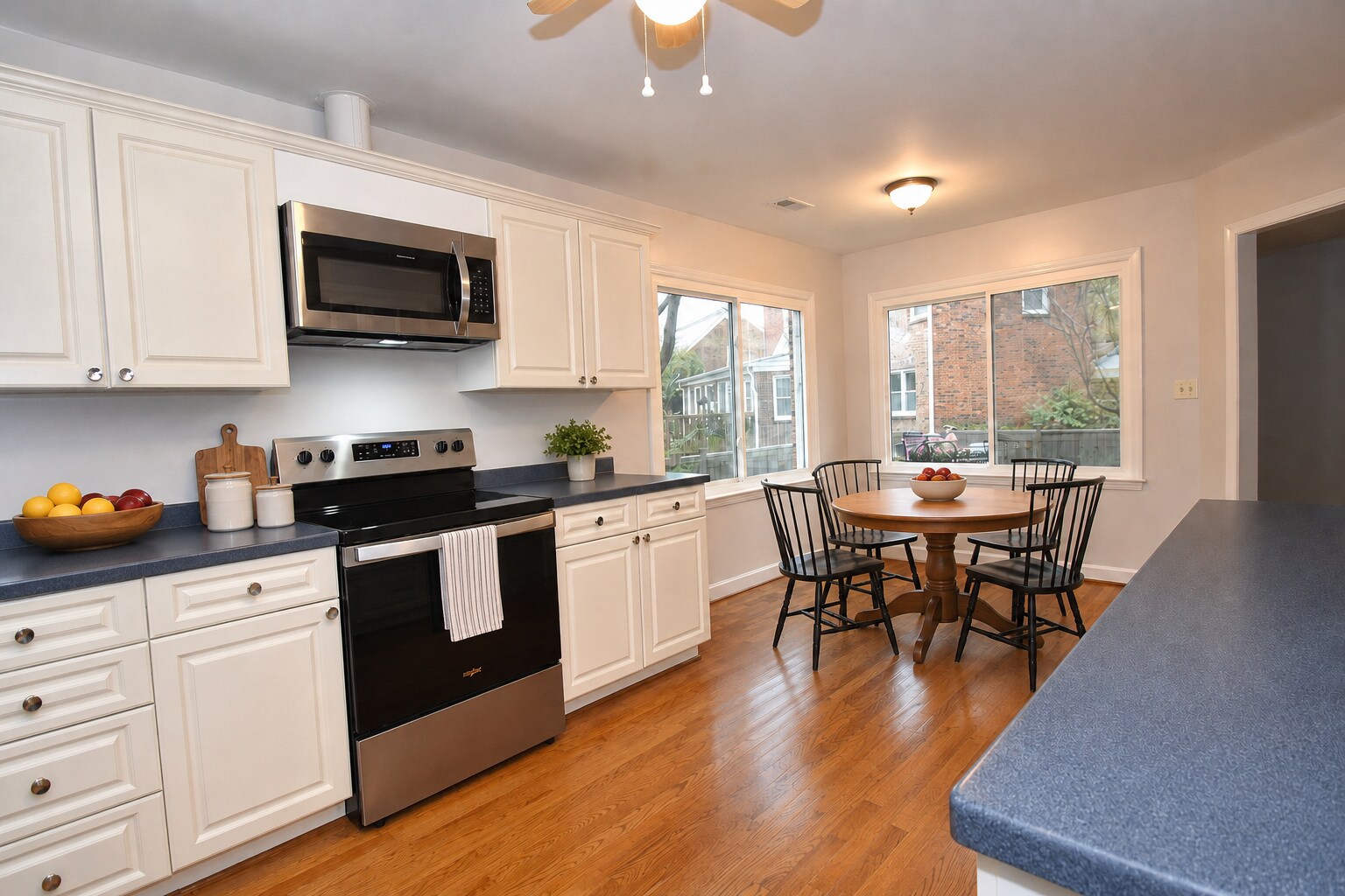 Building Photo - 223 Port Royal Dr