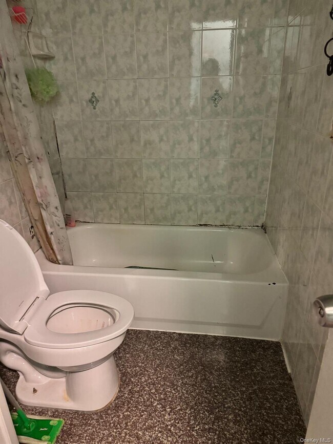 Building Photo - 35-27 109th St