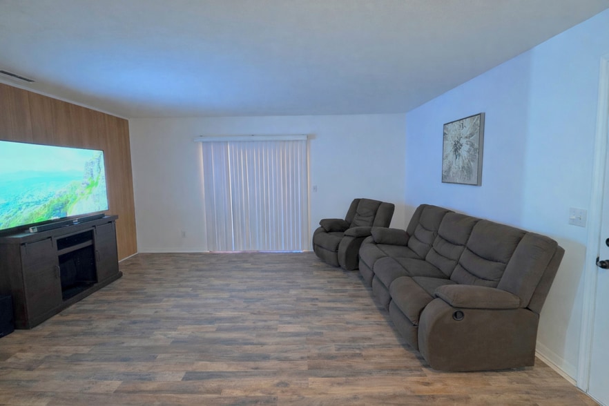 Building Photo - 101 Bent Tree Dr