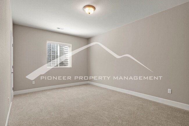 Building Photo - Lakeside Luxury in Wolf Ranch – Beautiful 3bd Home with Serene Backyard Views, Primary Main-Level...
