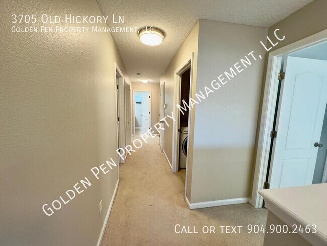 Building Photo - 3705 Old Hickory Ln