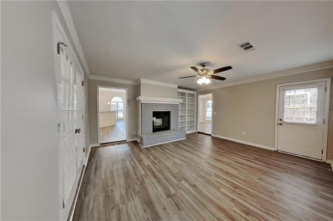 Building Photo - 2707 Bridgegate Cove NE