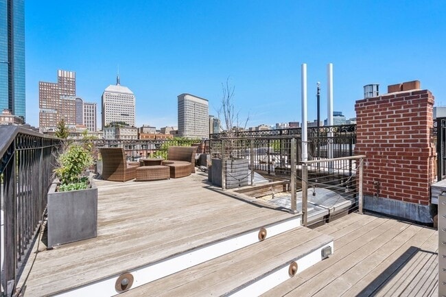 Building Photo - 48 Appleton St