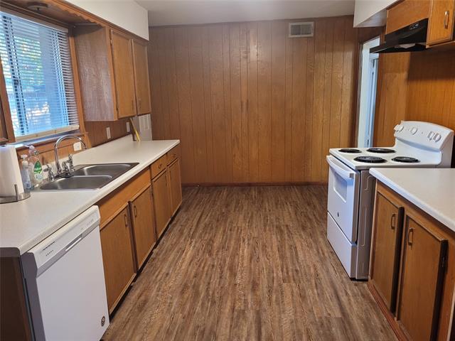 Building Photo - 2953 Primrose Ln