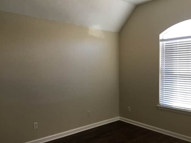 Building Photo - 4920 Misty River Rd