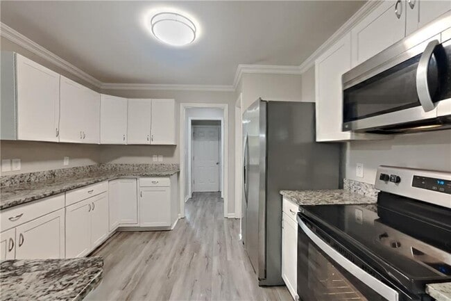 Building Photo - 954 Georgian Point Dr