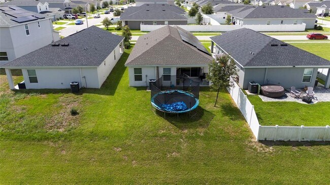 Building Photo - 355 Lily Ln