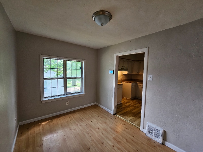 Building Photo - 511 Coppinger Dr