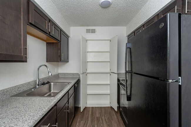 Kitchen - Hillcrest Green