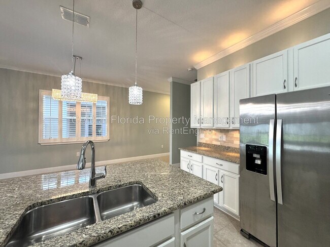 Building Photo - 2388 Datura Lp