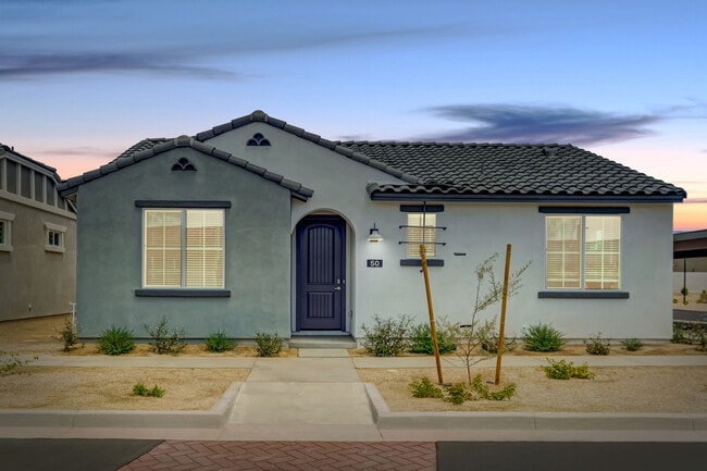 Building Photo - Villas Goodyear