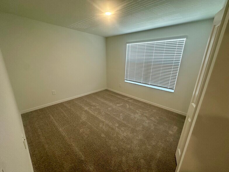 Building Photo - 17606 Happytrails St