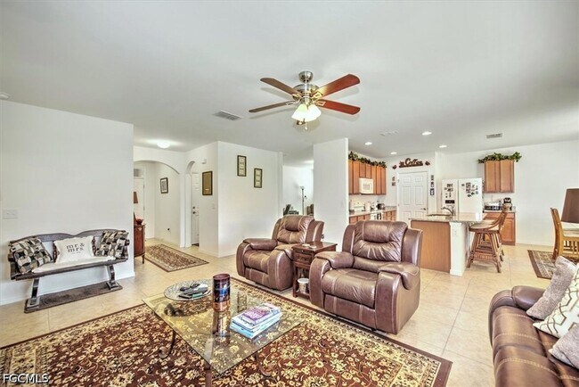 Building Photo - 3200 Birch Tree Ln