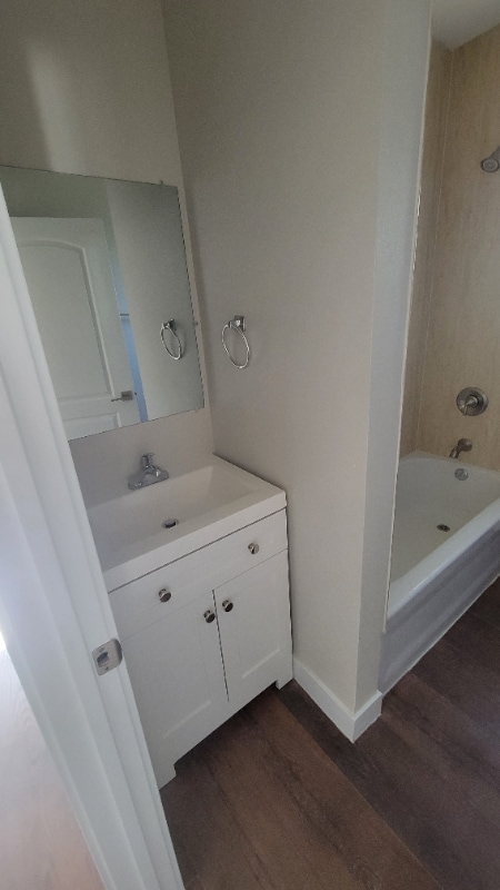 Building Photo - 509 Rose Ave