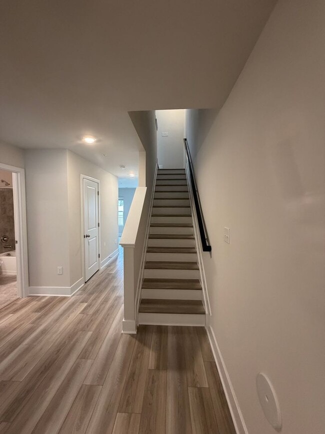 Building Photo - Newly Constructed 3bed/3.5 Bath Townhouse available now!