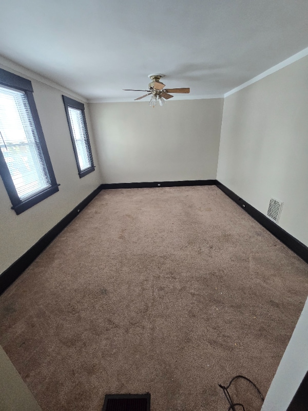 Building Photo - 1023 Rumsey Ave