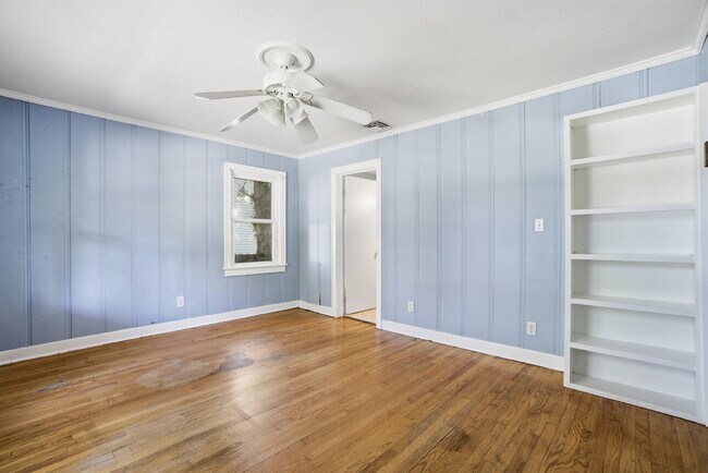 Building Photo - 4BR / 2BA House Near ODU