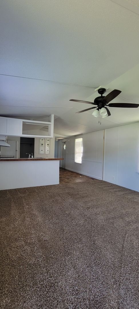 Building Photo - Ready to Move in