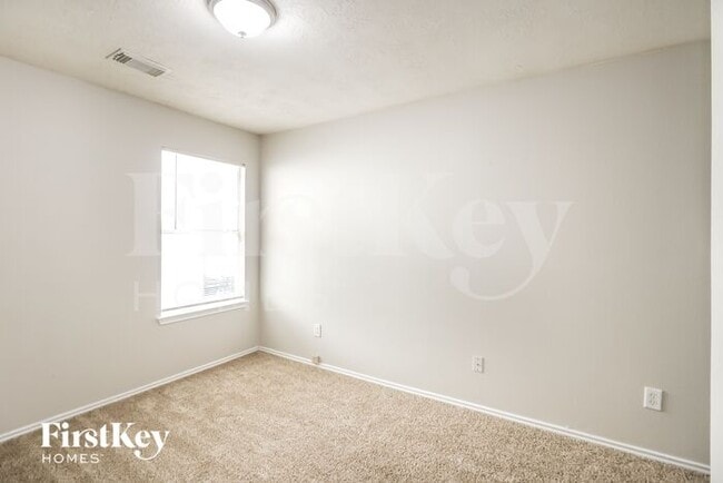 Building Photo - 1623 Rosalinda Ln