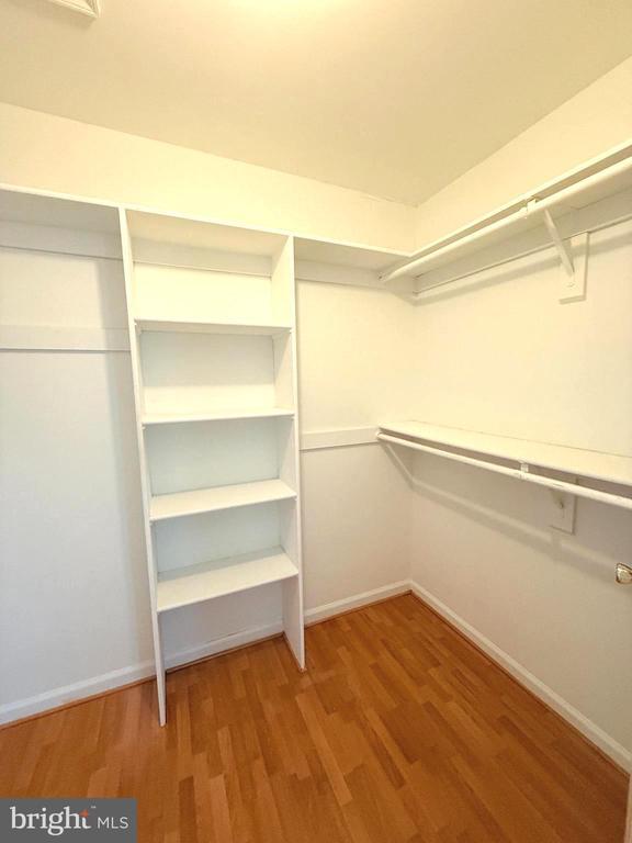 Building Photo - 5726 Edgewater Oak Ct