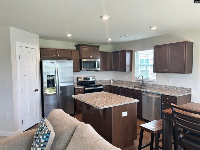 Building Photo - 1037 Cameron Ridge Dr