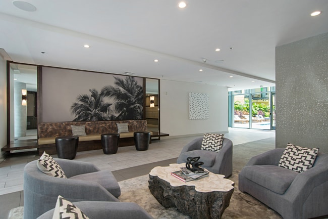 Building Photo - 889 Date St