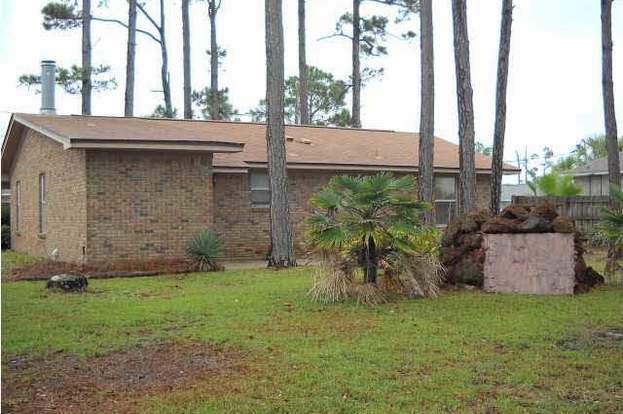 Building Photo - 1223 Redwood Ln