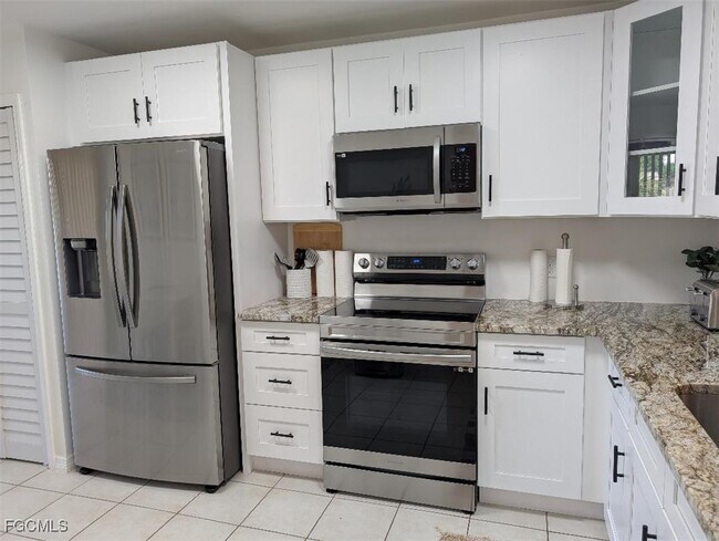 Building Photo - 15493 Admiralty Cir