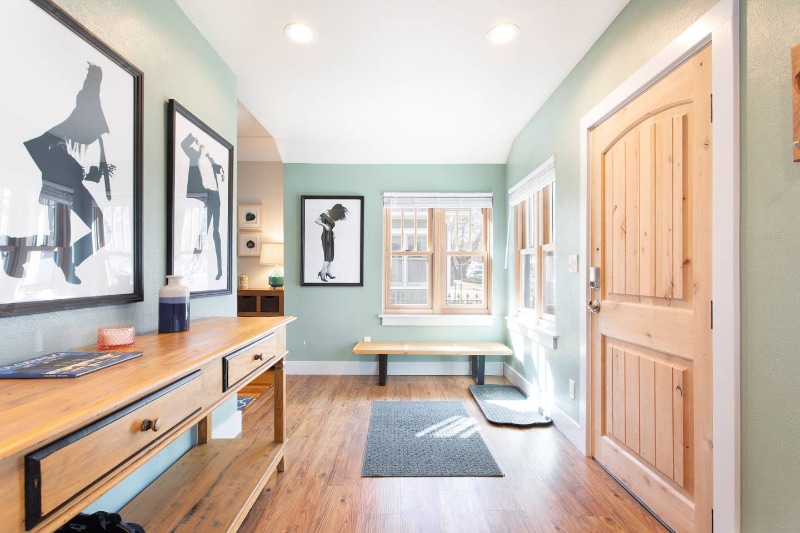 Building Photo - 2542 Pine St