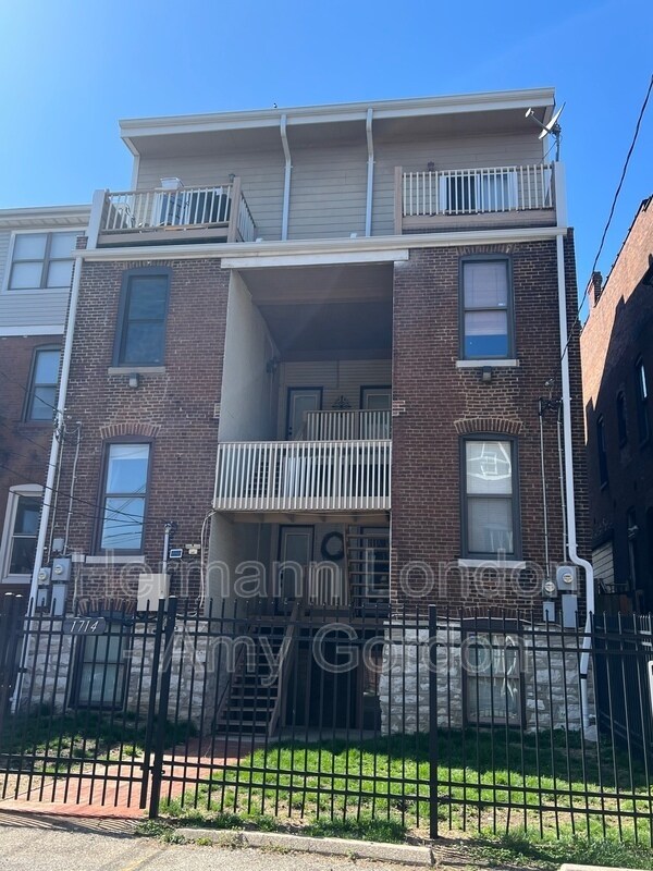 Building Photo - 1714 S Tucker Blvd