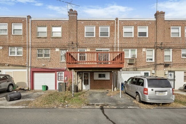 Building Photo - 1032 Taylor Dr