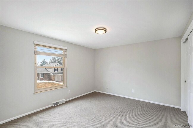 Building Photo - 8345 E Hinsdale Ave