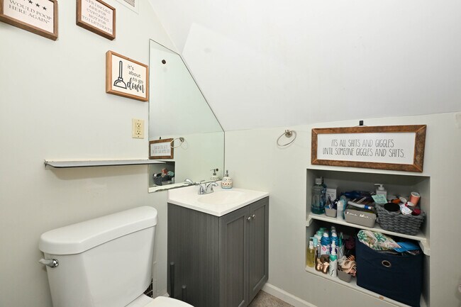Building Photo - Arcadian Duplex