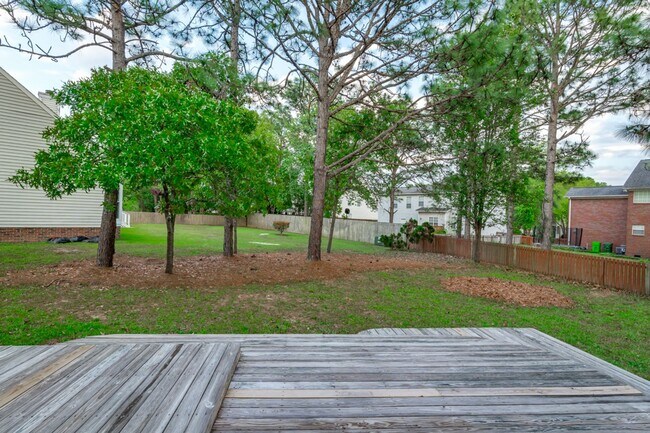 Building Photo - Looking for your dream home in a peaceful ...