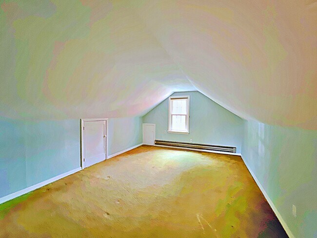 Building Photo - 6309 NE Broadway