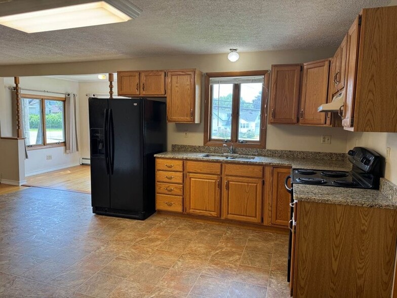 Building Photo - 205 Northern Ave