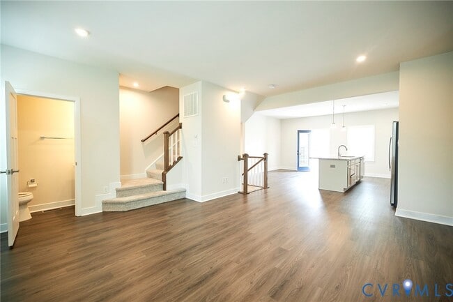 Building Photo - 11190 Winding Brook Terrace Dr