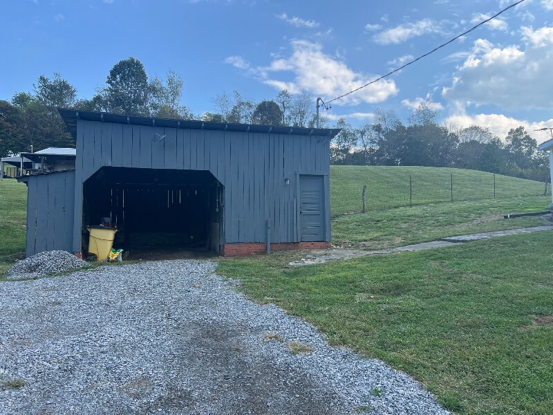 Building Photo - 732 Ford Creek Rd
