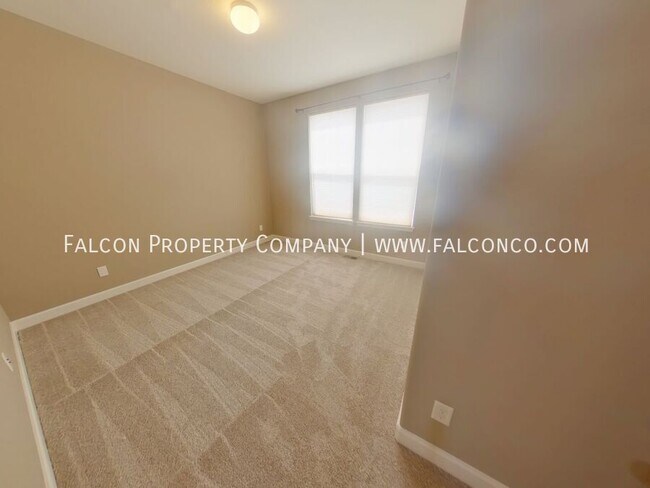 Building Photo - 7162 Laurel Cherry Ct